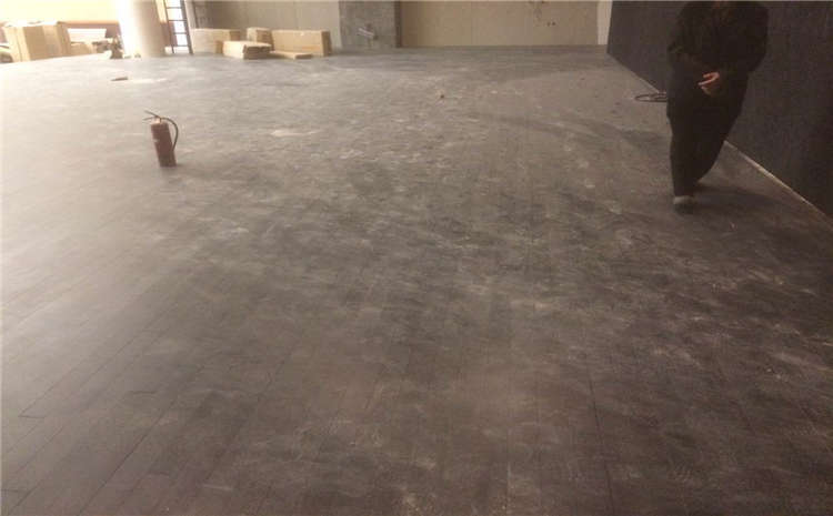 甲醛運(yùn)動木地板傷天害理