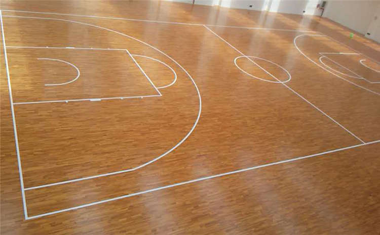 運(yùn)動木地板色差和變色是病嗎？