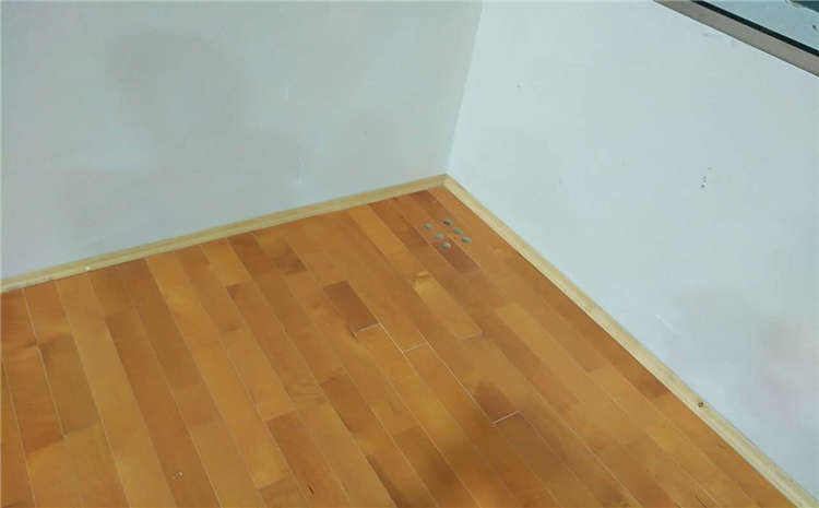 24mm厚籃球館木地板生產(chǎn)廠家