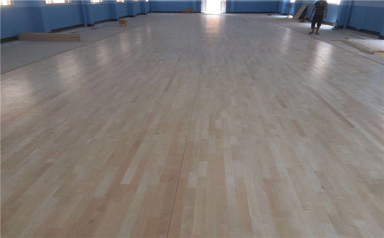 體育館木地板防腐劑如何實(shí)施？