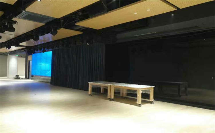 常用的籃球場地板直銷