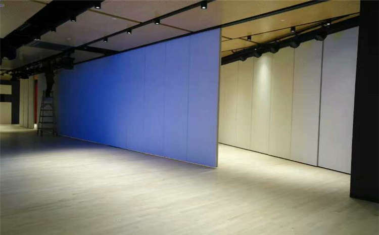 24mm厚實(shí)木運(yùn)動(dòng)地板規(guī)格