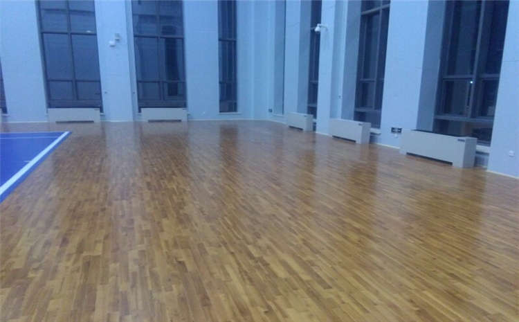 體育館木地板年老色衰了怎么辦？