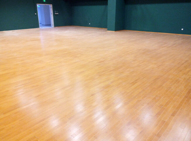 32.jpg 北京360大廈運動木地板