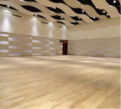 運動木地板效果圖一 清華大學(xué)百年會堂舞蹈廳 運動木地板效果圖一 清華大學(xué)百年會堂舞蹈廳