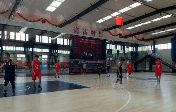 運動木地板效果圖六 秦皇島海濤萬福環(huán)保設(shè)備有限公司籃球館 運動木地板效果圖六 秦皇島海濤萬福環(huán)保設(shè)備有限公司籃球館