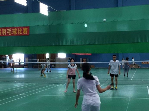 開(kāi)個(gè)羽毛球館需要投資多少錢(qián) 開(kāi)個(gè)羽毛球館需要投資多少錢(qián)