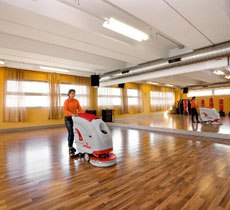 干貨！體育館地板清潔寶典！