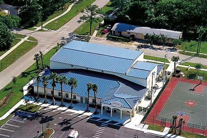 為什么室內(nèi)體育場(chǎng)館建筑很流行鋼結(jié)構(gòu)材質(zhì) 為什么室內(nèi)體育場(chǎng)館建筑很流行鋼結(jié)構(gòu)材質(zhì)