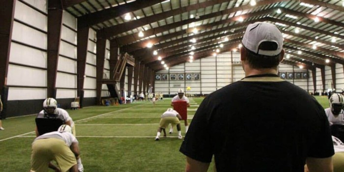 為什么室內(nèi)體育場(chǎng)館建筑很流行鋼結(jié)構(gòu)材質(zhì) 為什么室內(nèi)體育場(chǎng)館建筑很流行鋼結(jié)構(gòu)材質(zhì)