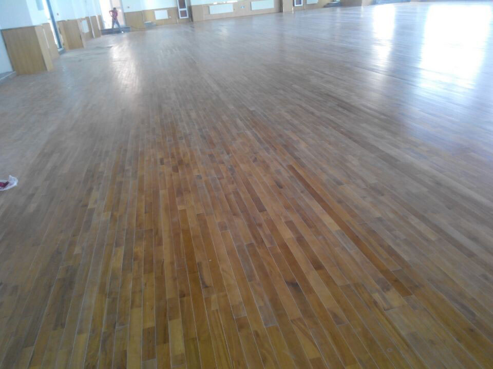 運(yùn)動(dòng)木地板 運(yùn)動(dòng)木地板