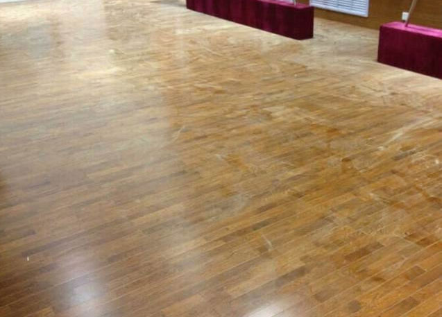 運(yùn)動(dòng)木地板 運(yùn)動(dòng)木地板
