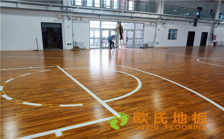 烏魯木齊烏蘇市南區(qū)中學體育館運動木地板案例-歐氏運動木地板
