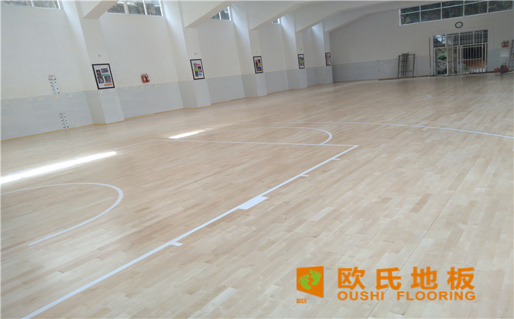 云南省紅河州個(gè)舊市綠春小學(xué)體育館木地板案例-歐氏運(yùn)動(dòng)木地板