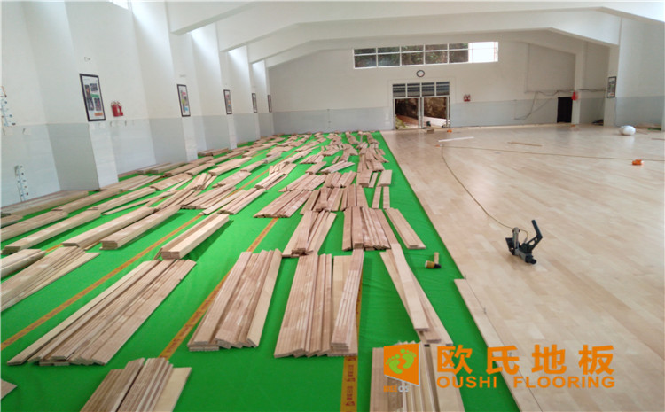 云南省紅河州個(gè)舊市綠春小學(xué)體育館木地板案例-歐氏運(yùn)動(dòng)木地板