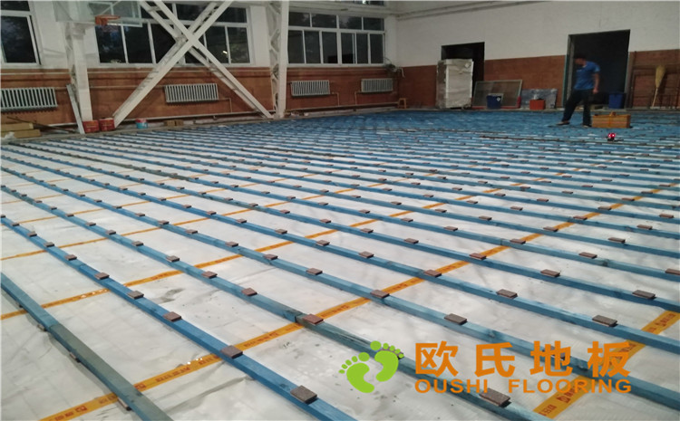 內(nèi)蒙古呼和浩特賽罕區(qū)師范大學(xué)體育學(xué)院訓(xùn)練館運動木地板案例-歐氏運動木地板