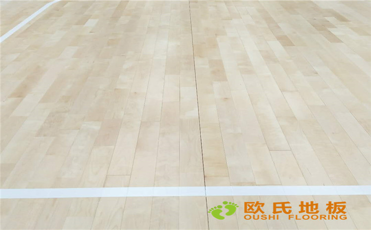 贛州市寧都縣城關(guān)小學(xué)九章路校區(qū)體育館木地板-歐氏運(yùn)動(dòng)木地板