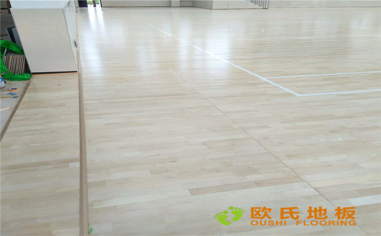 贛州市寧都縣城關(guān)小學(xué)九章路校區(qū)體育館木地板-歐氏運(yùn)動(dòng)木地板