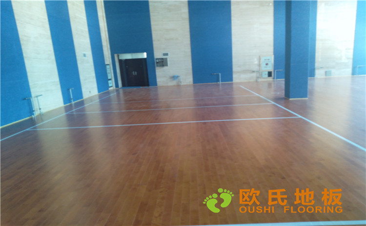 內(nèi)蒙古赤峰市**稅務(wù)總局職工活動(dòng)中心木地板案例-歐氏運(yùn)動(dòng)木地板