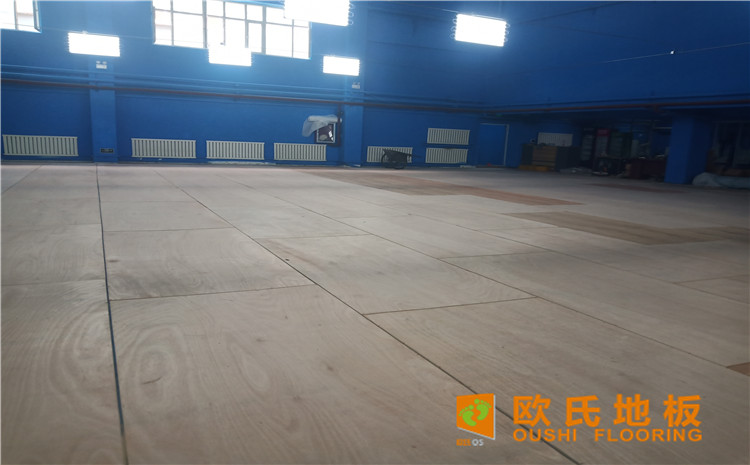 烏魯木齊北京北路東風(fēng)花苑小區(qū)個人羽毛球館木地板項(xiàng)目-歐氏運(yùn)動木地板
