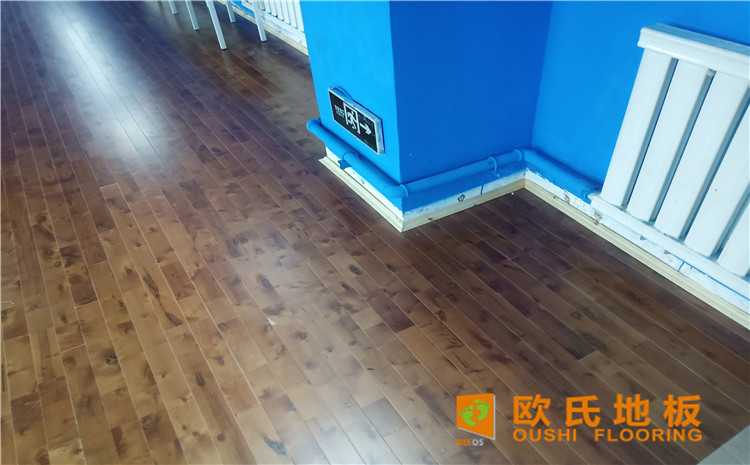 烏魯木齊北京北路東風(fēng)花苑小區(qū)個人羽毛球館木地板項(xiàng)目-歐氏運(yùn)動木地板